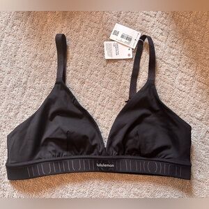 Lululemon License to Train Triangle Bra